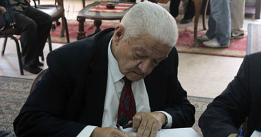 أمين الصندوق بالزمالك "الحل الأخير" لعودة محمد حلمي