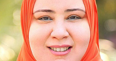 مصممة أزياء لـ"البكبوظات": اختارى ما يناسب شكل جسمك الدائرى