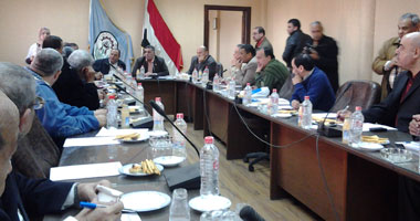 اتحاد العمال يرحب بمبادرة وقف الإضرابات 