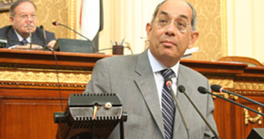 تقرير يحذر من تداعيات الأزمة الاقتصادية على مصر