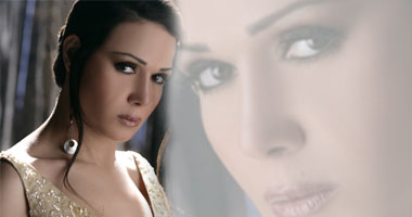 المطربة رحمة تستعد لـ"احلفلى"