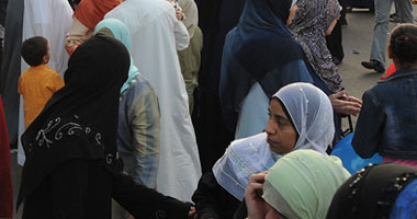 النساء تطالبن بقانون يمنع تعدد الزوجات
