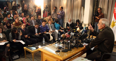 المجلس العسكرى يوجه دعوة للاجتماع بشباب ائتلاف الثورة الأربعاء  