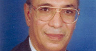 حق التظاهر وحق العمل فى وقت واحد