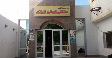 سقوط طفل من شرفة الطابق الثالث أثناء لهوه بمنزله فى أسوان