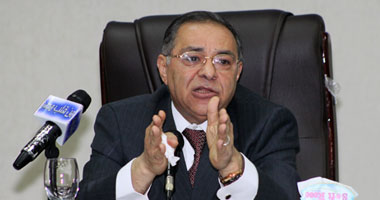 موظفو "التنظيم والإدارة" يواصلون إضرابهم لليوم الثامن على التوالى