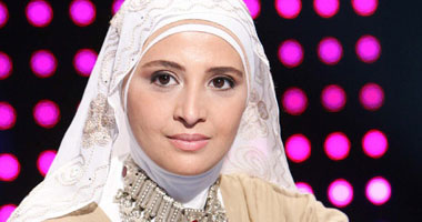 3 أسباب وراء حذف حنان ترك لصورها بالحجاب على إنستجرام.. تعرف عليها