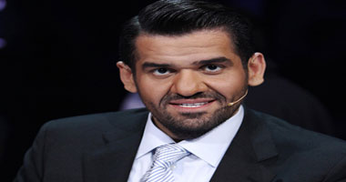 بالصور.. الجسمى يصور محمد فؤاد ويثنى على أداء فريقه