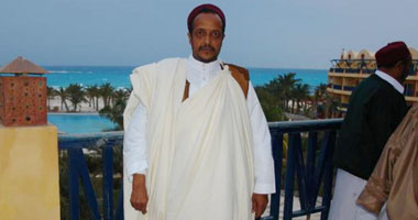 وفد عمد ومشايخ وممثلى مطروح يصل القاهرة للقاء محلب 