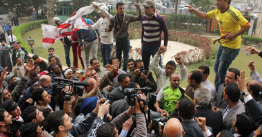 الزمالك يخاطب الداخلية لتسليم 72 قطعة سلاح لأمن النادى 