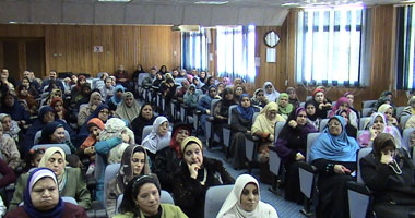 احتفالية لعيد الأم بكلية الصيدلة بجامعة المنصورة