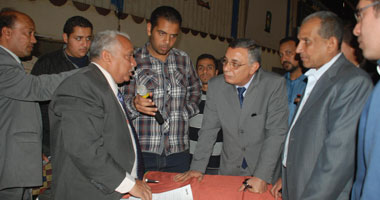 محافظ سوهاج يشهد ملتقى توظيف الشباب الأول