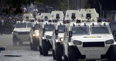 الموندو: احتجاجات فنزويلا أثرت بشكل قوى على الحالة الاقتصادية للبلاد