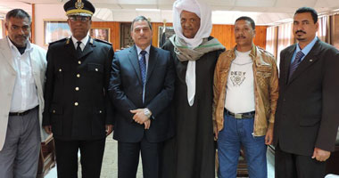 وفد قبائل القصير يزور مدير أمن البحر الأحمر لشكره على الجهود الأمنية