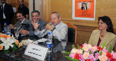 نجيب ساويرس: على الحزب الوطنى أن يعرف أننا لسنا "غنم" وأنا مع البرادعى للتغيير وإذا ترشح للرئاسة سأنتخب مبارك.. وشاركت فى ثورة الحرامية وثورة يوليو سبب كل بلاوينا