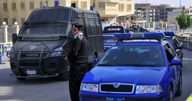 القبض على هارب من سجن وادى النطرون واثنين مسلحين