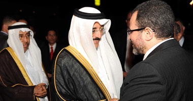 بالصور.. استقبال رسمى لـ"قنديل" بالديوان الأميرى لولى العهد القطرى
