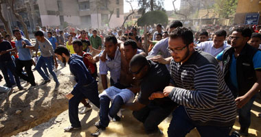 عنف الجامعات ينذر بعودة الحرس الجامعى بعد ثلاثة أعوام من إلغائه عبدالجليل مصطفى: رجوعه مستحيل.. طلاب رافضون: الحرس لم يمنع العنف أثناء وجوده واقتصر دوره على مكافحة السياسيين