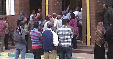 فض إضراب عمال مصنع البوتاجاز بمدينة كوم إمبو