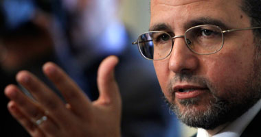 قنديل يصدر قرارا بتعيين محمد راغب رئيسا لقطاع البحث العلمى