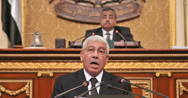 بالصور.. جدل بالشورى حول حذف "النظام العام" من مشروع قانون "التظاهر السلمى"