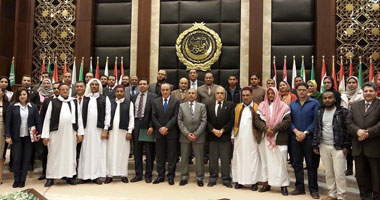 محافظ مطروح يزور الأكاديمية العربية للنقل البحرى بالإسكندرية