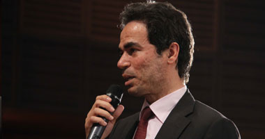 "المسلمانى" يحضر لقاء محلب بمالكى القنوات الفضائية