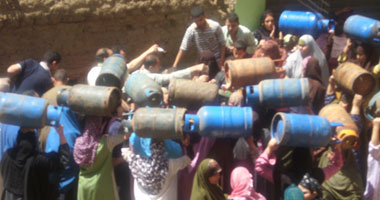 "التموين" تضبط 450 أسطوانة مهربة من المنوفية 