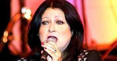 الفنانة إيمان يونس تكشف أسباب ابتعادها عن الفن وصلة قرابتها بالفنانة إسعاد يونس