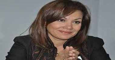 "الدستور" يقبل 5 استقالات وعلى رأسهم بثينة كامل ونور الهدى زكى