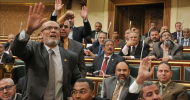 تكتل القوى الثورية يؤيد حكم "الدستورية" بحل "الشورى"