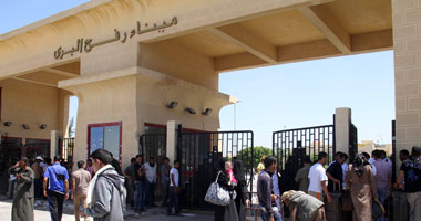 السفارة الفلسطينية بالقاهرة تبدأ حصر الفلسطينيين العالقين بشمال سيناء