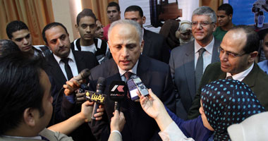 اتحاد طلاب مصر يتضامن مع الطلاب المتظاهرين أمام "التعليم"
