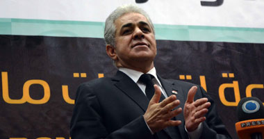 حمدين صباحى يطير إلى الغردقة وكمال الهلباوى إلى الدوحة
