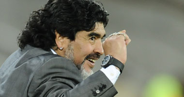 مارادونا ينتظر مولوده الرابع.. ويرفض الاعتراف بابنه غير الشرعى