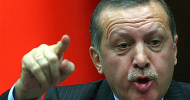 تركيا تصعد من غضبها ضد تل أبيب وتعتقل 40 راكبا إسرائيليا بمطار إسطنبول.. وأردوغان يزور القاهرة الأسبوع المقبل لتوقيع اتفاقية إستراتيجية معها ثم يتوجه إلى غزة 