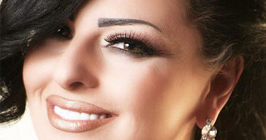 ديانا كرازون تحتفل بعيد الجلوس الملكى بالأردن عبر "إنستجرام"