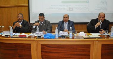 بالصور.. الملتقى التوظيفى الأول لخريجى كلية الطب البيطرى بكفر الشيخ