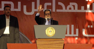 دعوى قضائية تطالب بعزل مرسى وإحالته للجنائية الدولية