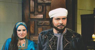 محمد رياض يصور الإمام الغزالى بشارع المعز 