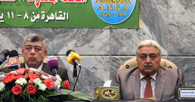 الداخلية:لن تروا شرطيًا واحدًا فى أماكن مظاهرات 30 يونيو ولن نحتك بالمتظاهرين..وسنغلق كافة المعابر الحدودية تجنبًا لاندساس الخارجين ولن نؤمن مقرات الإخوان أو الأحزاب..والحرس الجمهورى سيؤمن الاتحادية 