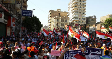 مسيرة "الفتح" تنضم لمتظاهرى رمسيس وتتوجه على "الاتحادية"