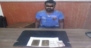 ضبط متهم بحوزته 2 طربة حشيش بالإسماعيلية