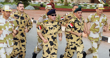السيسى يشهد تدريبات الصاعقة