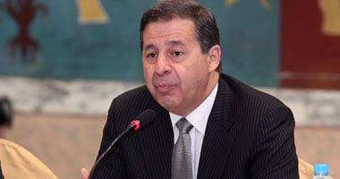 رشيد يطالب بتطوير صناعات الأثاث