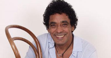 منير ينتهى من كليب "كان فاضل"