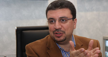 عمرو الليثى يعود لتقديم "إشارة مرور" على "راديو مصر"