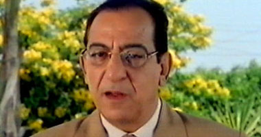 أحمد راتب نجار موبيليا وله ميول موسيقية مع "الداعية"