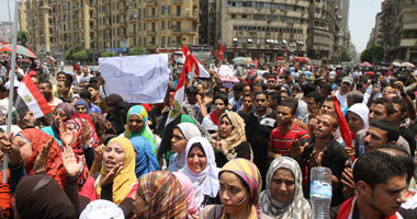 تزايد أعداد متظاهرى التحرير والهتاف "هو يمشى.. مش هنمشى"  