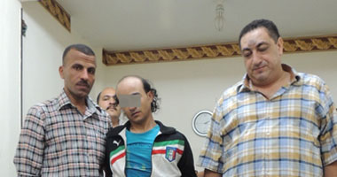 بالصور.. مباحث مطروح تضبط بندقيتين آليتين وخرطوش